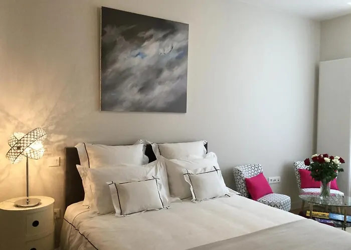 Bed & Breakfast Calme Et Serenite La Rochelle (Charente-Maritime)